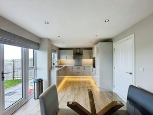 Photo 14- click for photo gallery